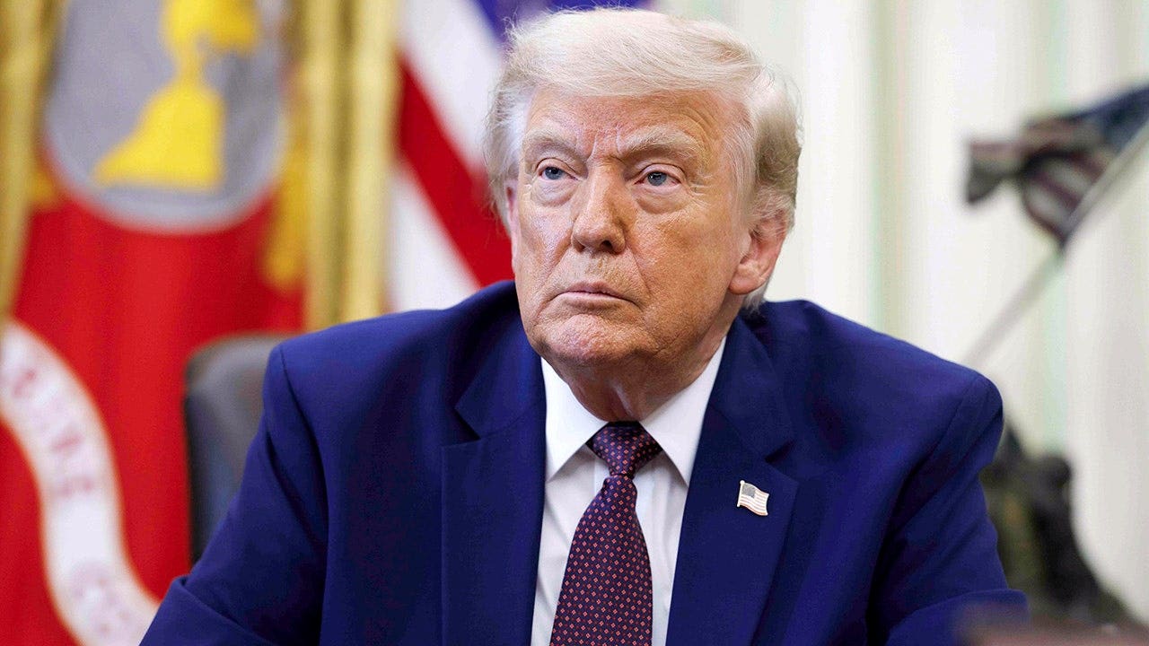 Obama-appointed judge who blocked Trump birthright citizenship order strikes again, throws out visa overhaul Obama-appointed judge who blocked Trump birthright citizenship order strikes again, throws out visa overhaul
