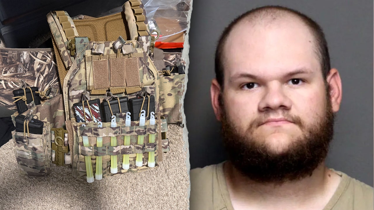 Records reveal the massive arsenal Ohio man allegedly built to attack White House UFC event
