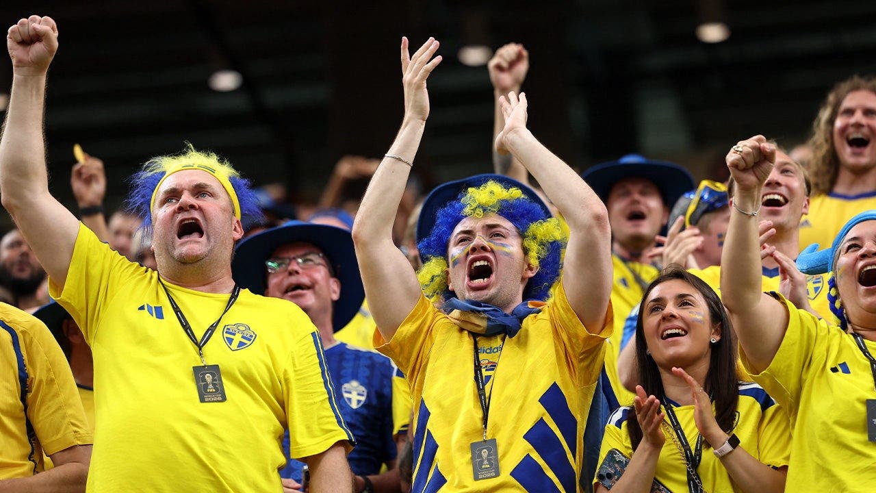 Cowboy-hatted Swedish World Cup fan should be Buc-ee’s next spokesman after singing its praises on local TV Cowboy-hatted Swedish World Cup fan should be Buc-ee’s next spokesman after singing its praises on local TV