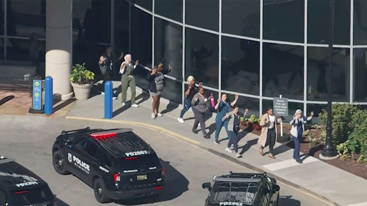 Search underway for suspect after 2 people shot inside Delaware hospital: police Search underway for suspect after 2 people shot inside Delaware hospital: police