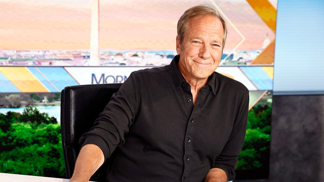 Mike Rowe says history shows why Americans keep rejecting socialism Mike Rowe says history shows why Americans keep rejecting socialism