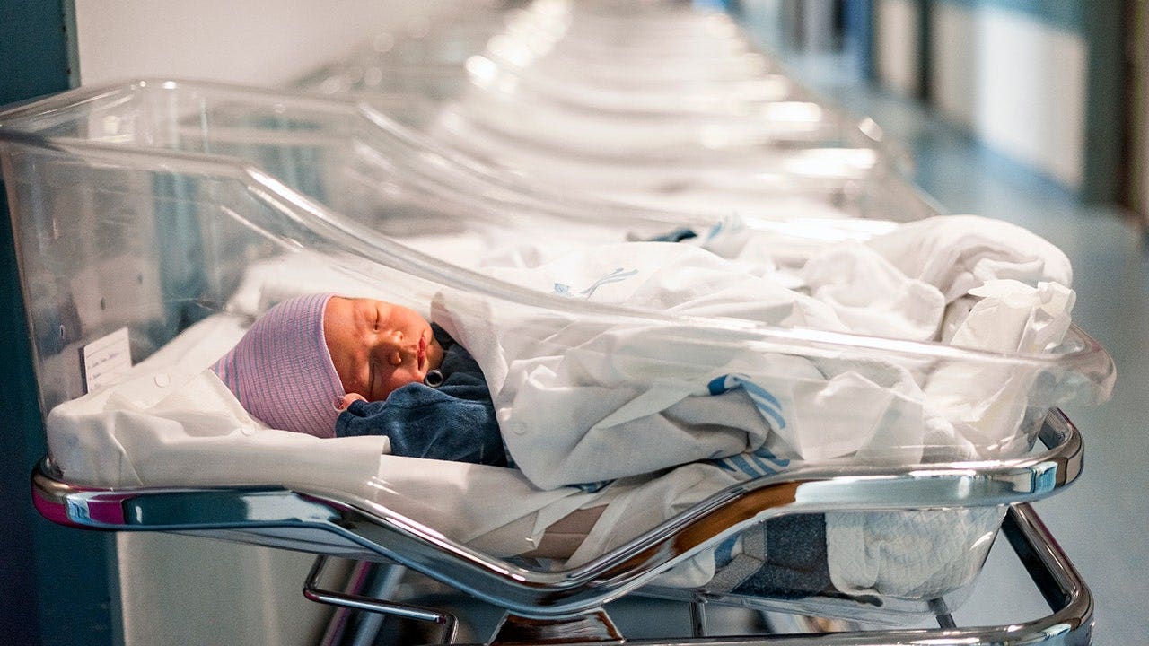 Men switched at birth uncover hospital mix-up after DNA test decades later Men switched at birth uncover hospital mix-up after DNA test decades later