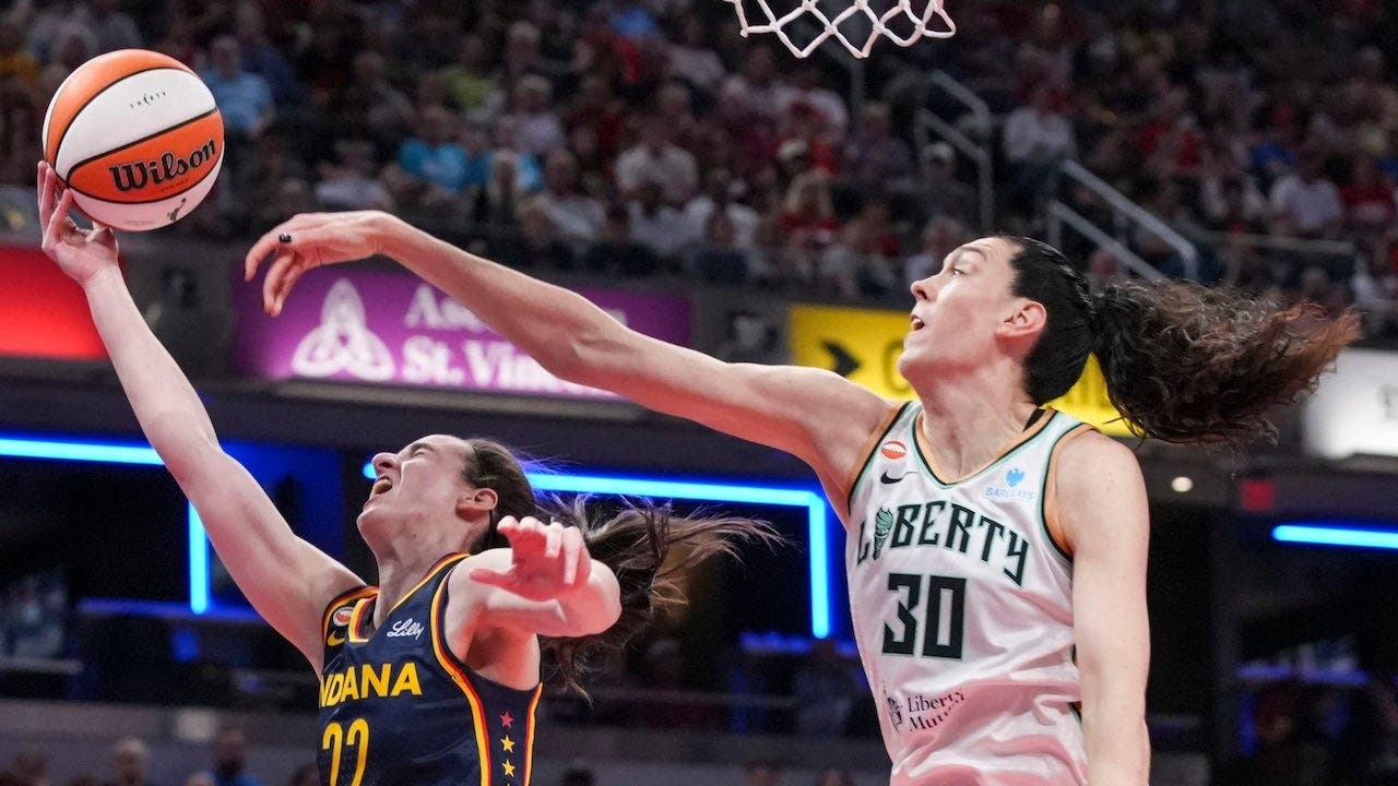 Caitlin Clark smacked in the face by WNBA legend after getting foul that could trigger fine in big win Caitlin Clark smacked in the face by WNBA legend after getting foul that could trigger fine in big win
