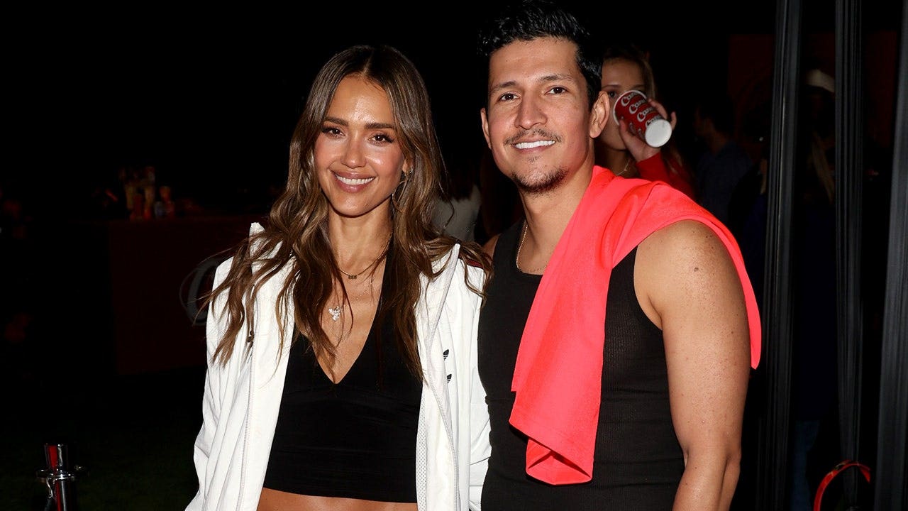 Jessica Alba posts multiple bikini photos from Italian vacation with boyfriend Danny Ramirez Jessica Alba posts multiple bikini photos from Italian vacation with boyfriend Danny Ramirez