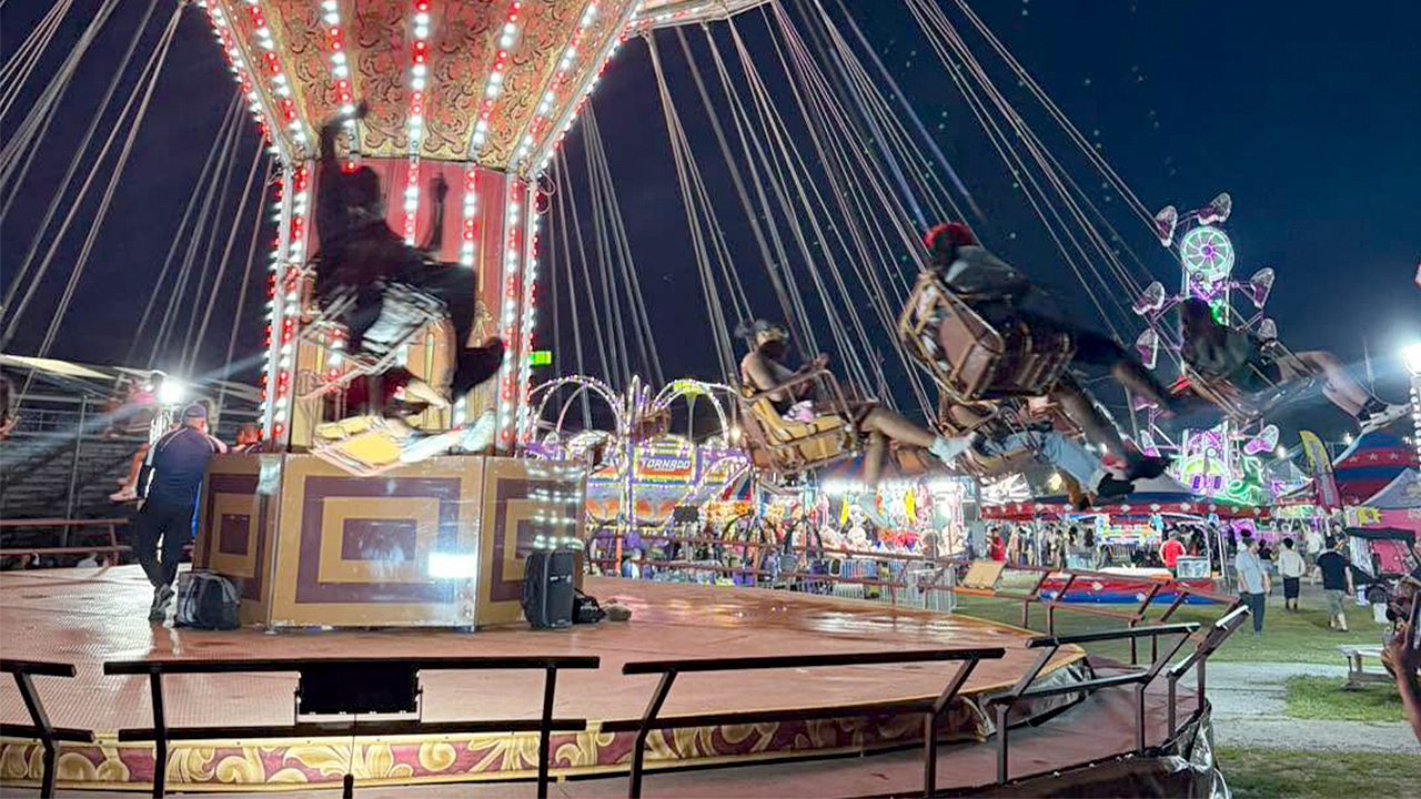 NY circus performer airlifted to hospital after colleague’s arrow misses target, strikes his neck NY circus performer airlifted to hospital after colleague’s arrow misses target, strikes his neck