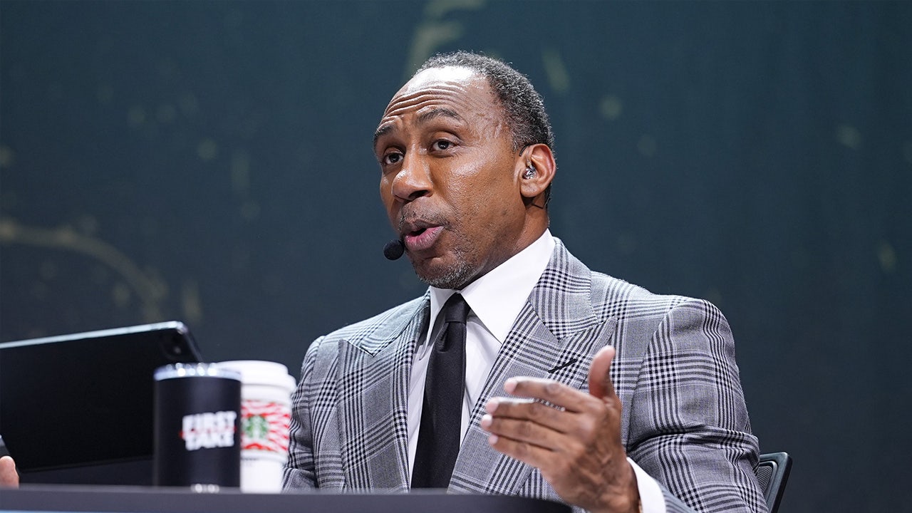 Stephen A Smith warns politics is causing ‘division’ within America’s last unifying pastime Stephen A Smith warns politics is causing ‘division’ within America’s last unifying pastime