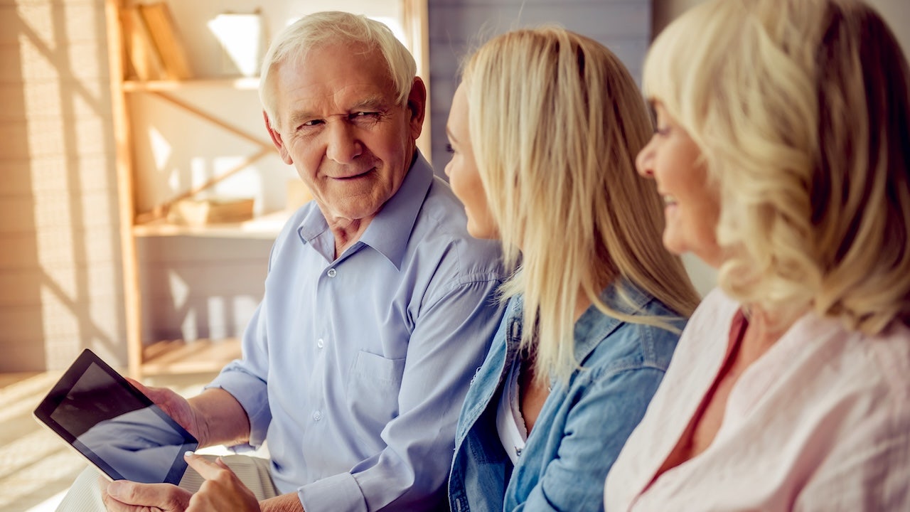 The best time to talk to your parents about senior care — before it’s too late The best time to talk to your parents about senior care — before it’s too late
