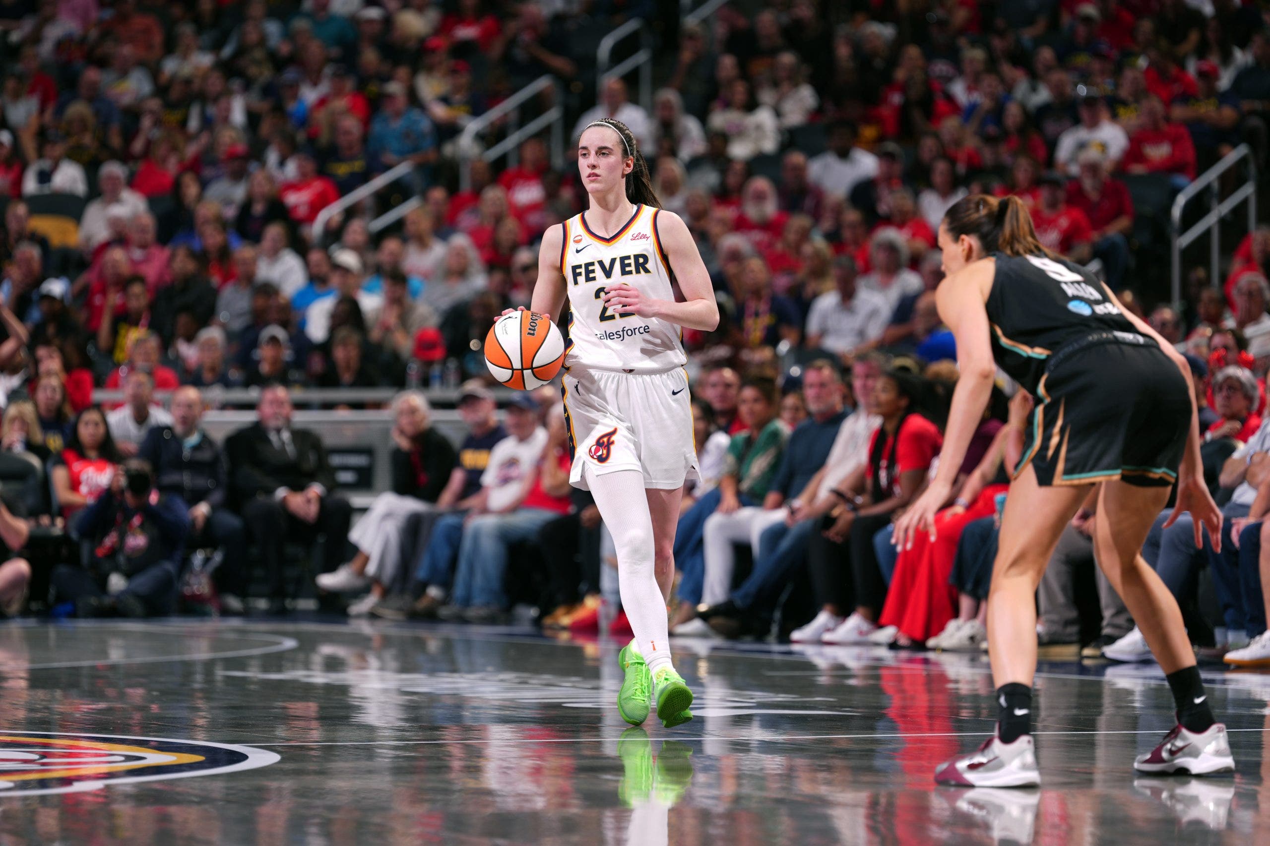 Caitlin Clark, Kelsey Mitchell power Fever past Liberty, lift Indiana atop Eastern Conference Caitlin Clark, Kelsey Mitchell power Fever past Liberty, lift Indiana atop Eastern Conference