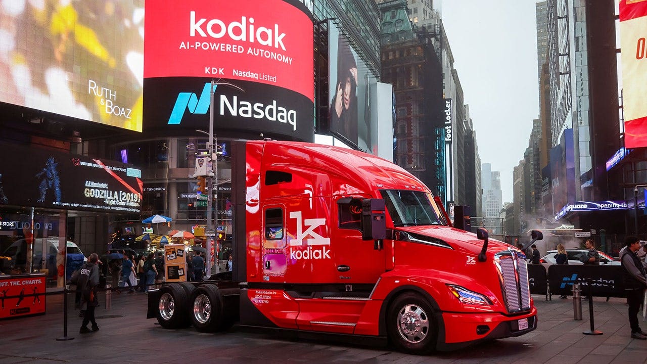 100 Kodiak driverless trucks are headed for public roads 100 Kodiak driverless trucks are headed for public roads