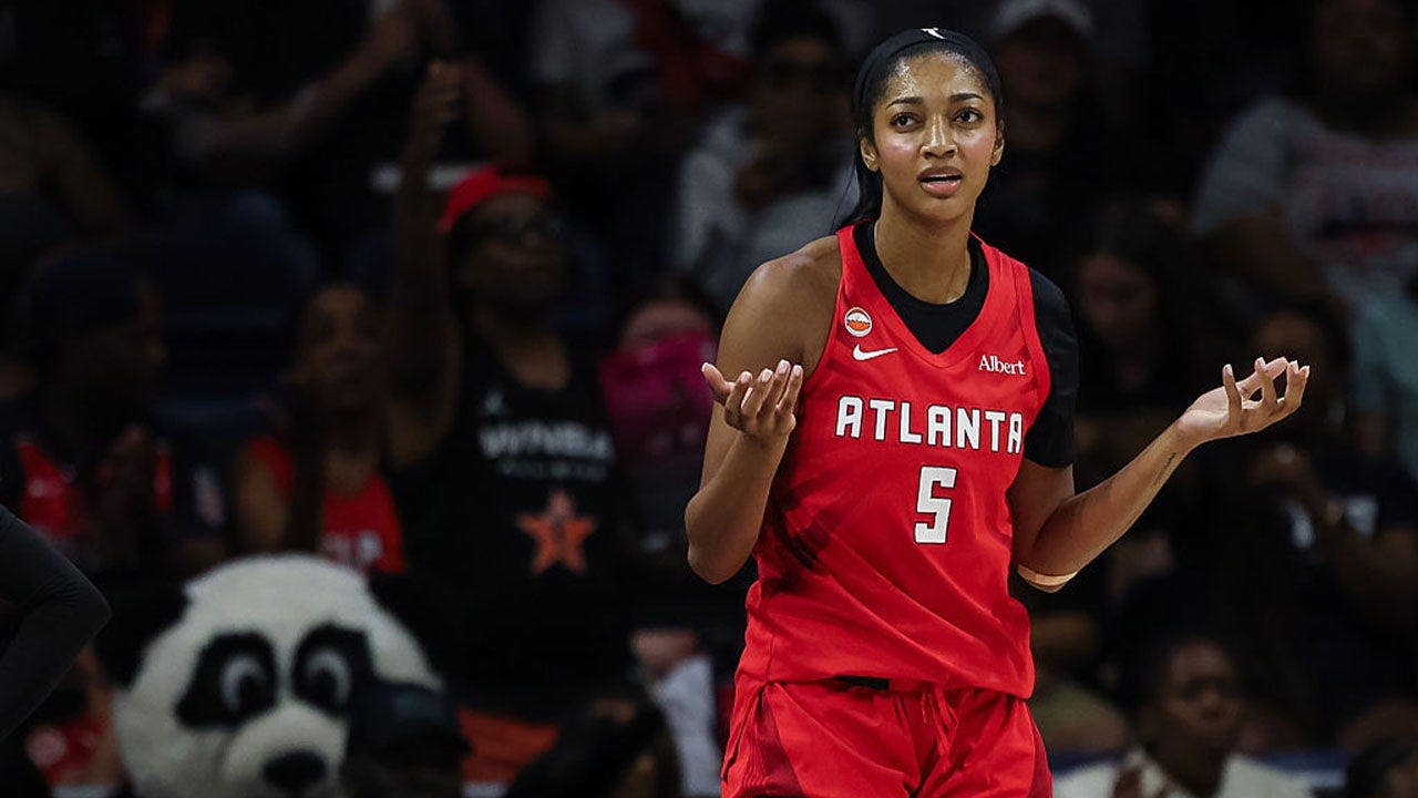 Angel Reese 'didn't sleep' after blowing game-winning layup against Fever, smirking Caitlin Clark