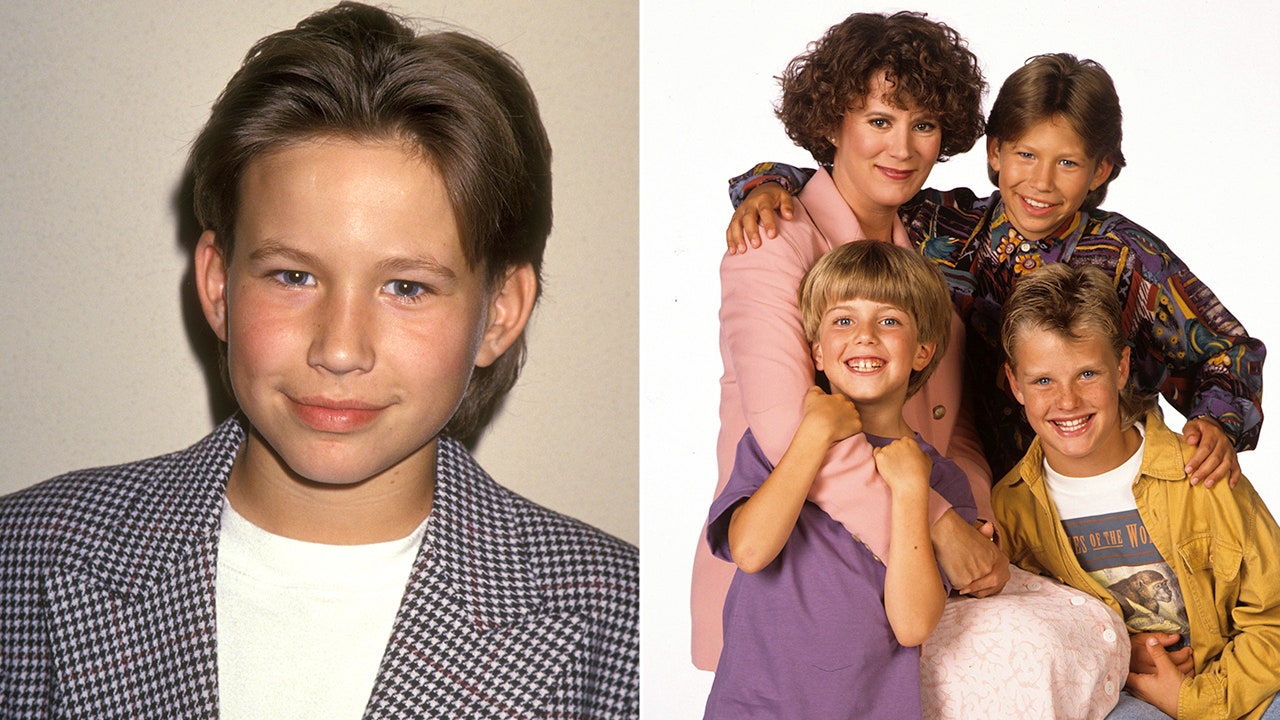 ‘Home Improvement’ star Jonathan Taylor Thomas makes rare appearance in reunion photo with co-stars ‘Home Improvement’ star Jonathan Taylor Thomas makes rare appearance in reunion photo with co-stars