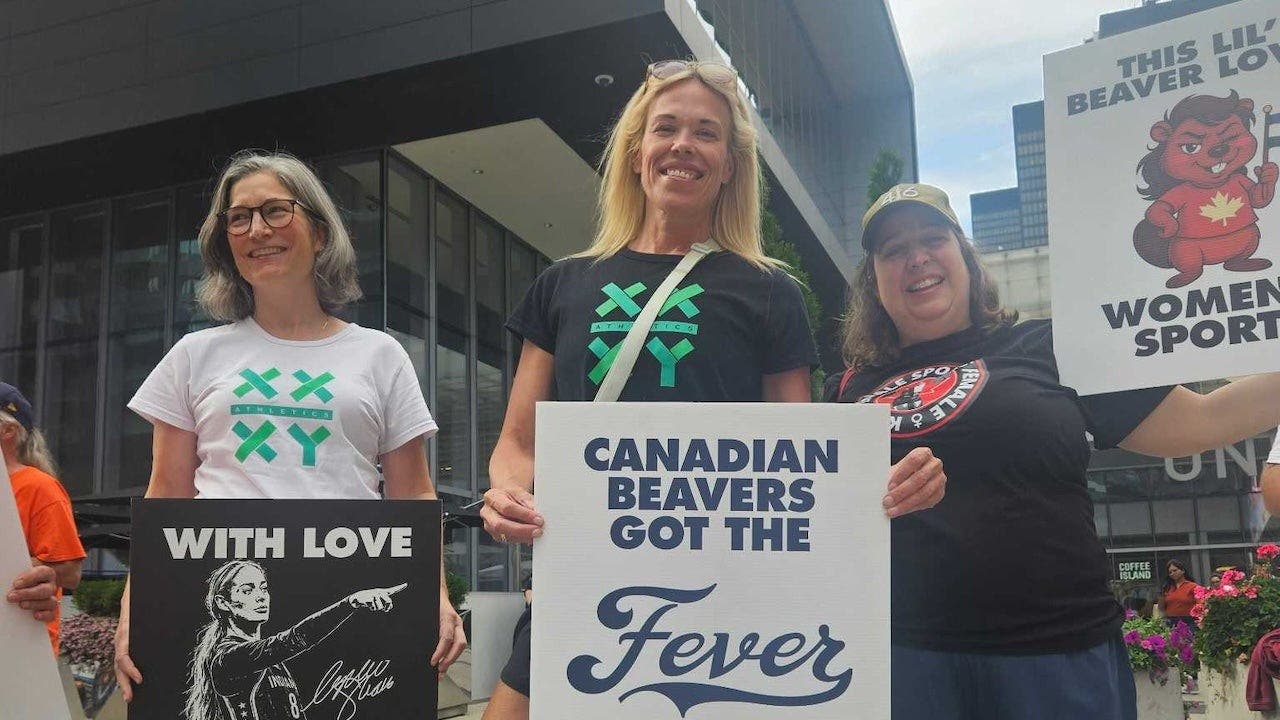 Canadian powerlifting champion April Hutchinson leads first Sophie Cunningham rally outside the US Canadian powerlifting champion April Hutchinson leads first Sophie Cunningham rally outside the US