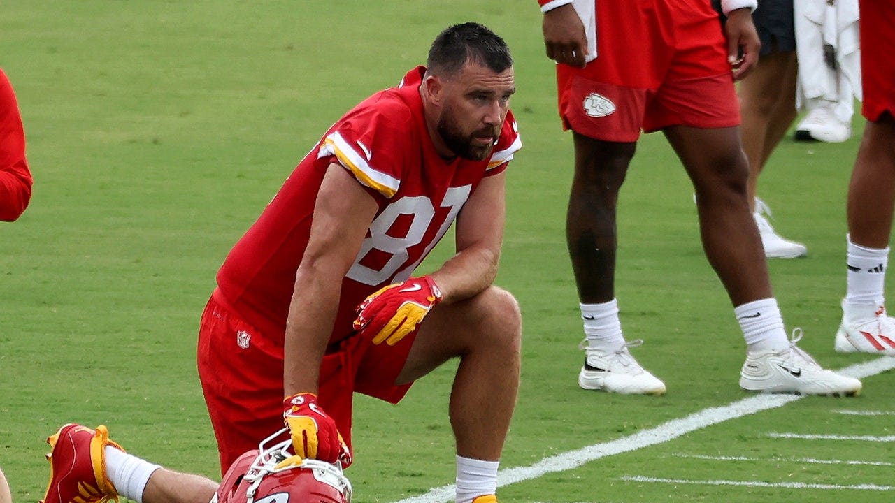 Fans stunned at Travis Kelce's training camp physique after nuptials to Taylor Swift