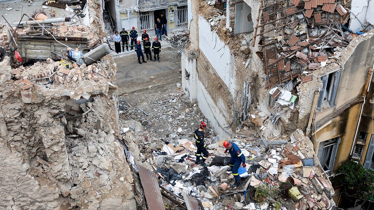 Four American tourists among 6 killed after explosion levels building near Athens’ Acropolis Four American tourists among 6 killed after explosion levels building near Athens’ Acropolis