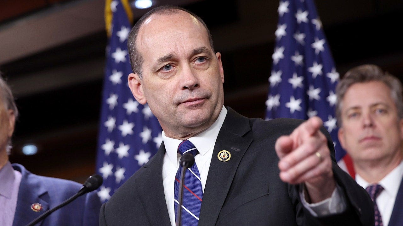 Ex-House Freedom Caucus chair says GOP isn’t ‘a conservative party anymore,’ but Democrats are ‘worse’ Ex-House Freedom Caucus chair says GOP isn’t ‘a conservative party anymore,’ but Democrats are ‘worse’