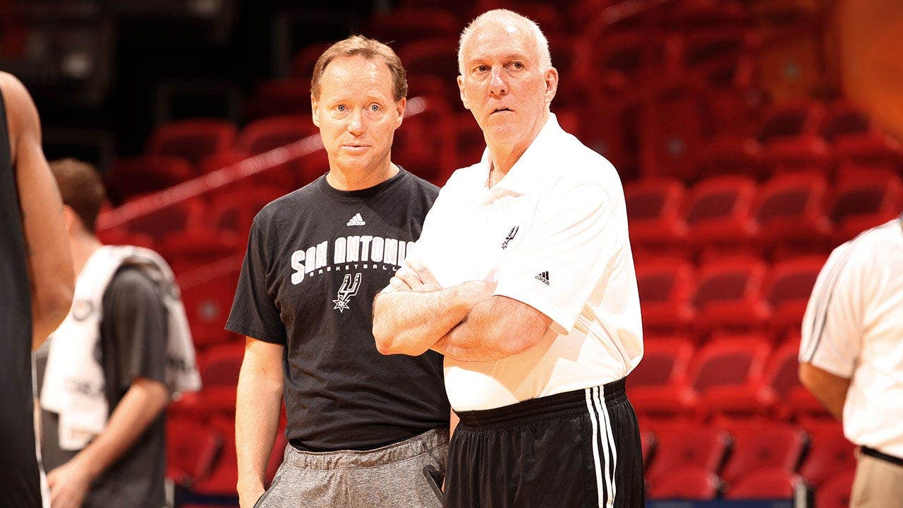 Gregg Popovich shocks NBA world with marriage to former assistant Mike Budenholzer’s ex-wife Gregg Popovich shocks NBA world with marriage to former assistant Mike Budenholzer’s ex-wife