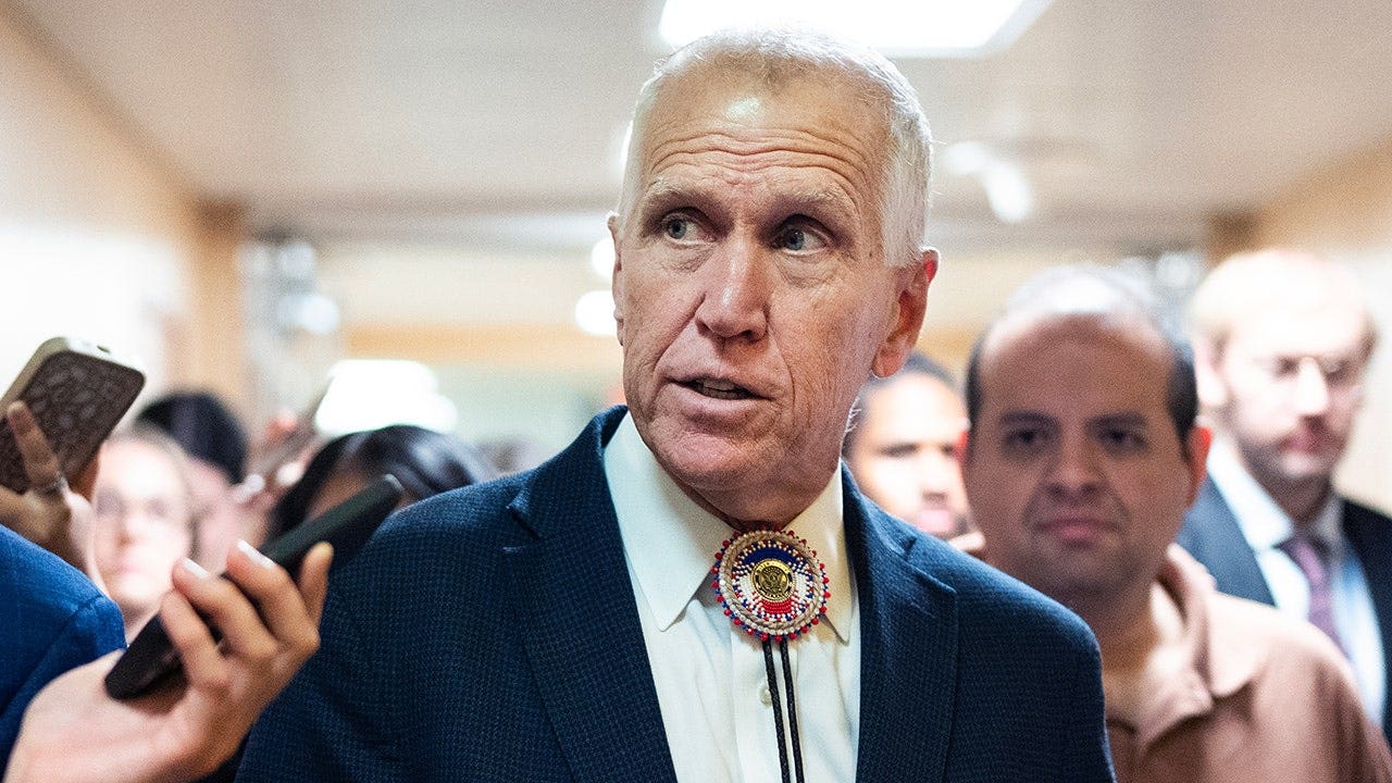 GOP Sen Thom Tillis urges Trump to replace Pete Hegseth, blasts Pentagon leadership GOP Sen Thom Tillis urges Trump to replace Pete Hegseth, blasts Pentagon leadership