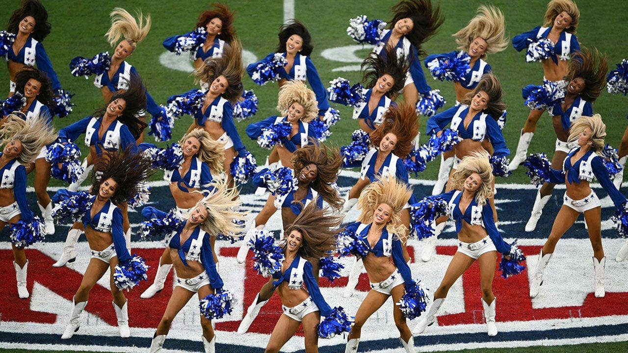 Dallas Cowboys cheerleaders have fun in Brazil despite crushing defeat, Browns fans fight & sad Michigan fans Dallas Cowboys cheerleaders have fun in Brazil despite crushing defeat, Browns fans fight & sad Michigan fans