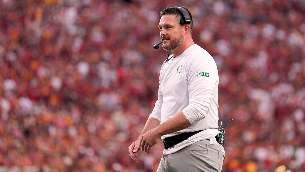 Dan Lanning blasts USC after Oregon’s win, as Lincoln Riley officially enters hot seat in LA