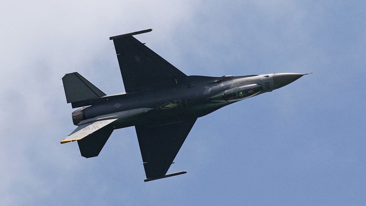 NORAD F-16 intercepts aircraft that violated restricted airspace over Camp David with Trump present: officials NORAD F-16 intercepts aircraft that violated restricted airspace over Camp David with Trump present: officials