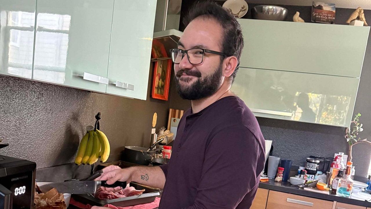 Father hoped NYT executive son would visit home weeks before prosecutors allege deadly in-law ambush