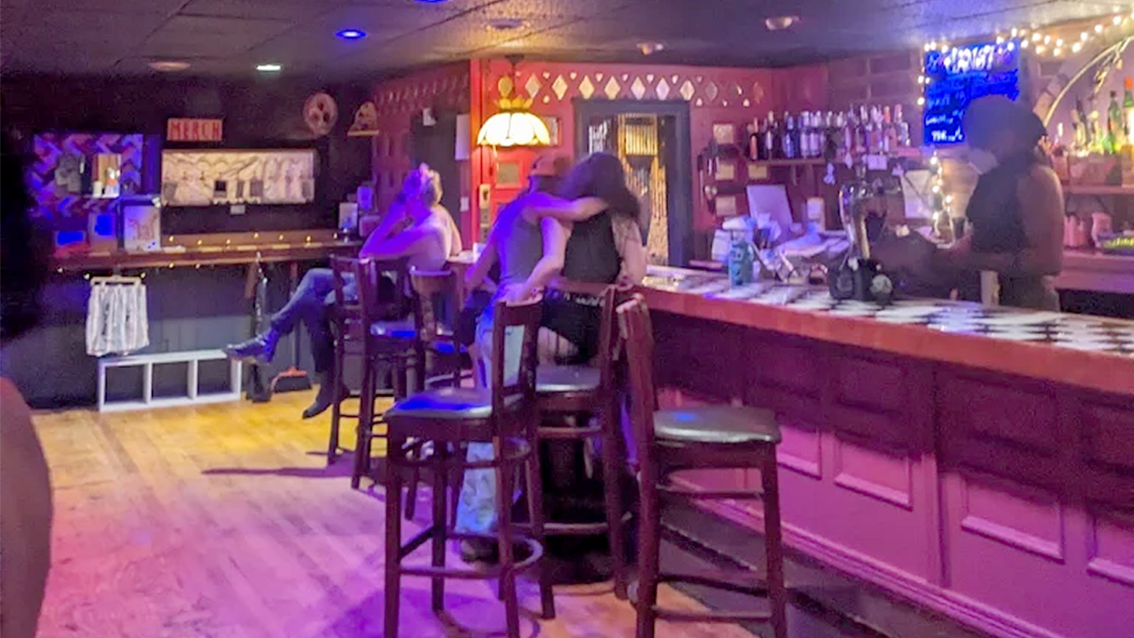 Massachusetts lesbian bar faces boycott over dropped mask mandate one day a week Massachusetts lesbian bar faces boycott over dropped mask mandate one day a week
