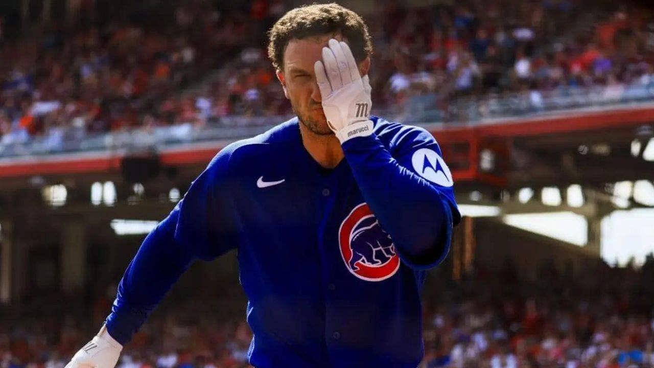 Cubs star Alex Bregman hospitalized after taking brutal foul ball to the face