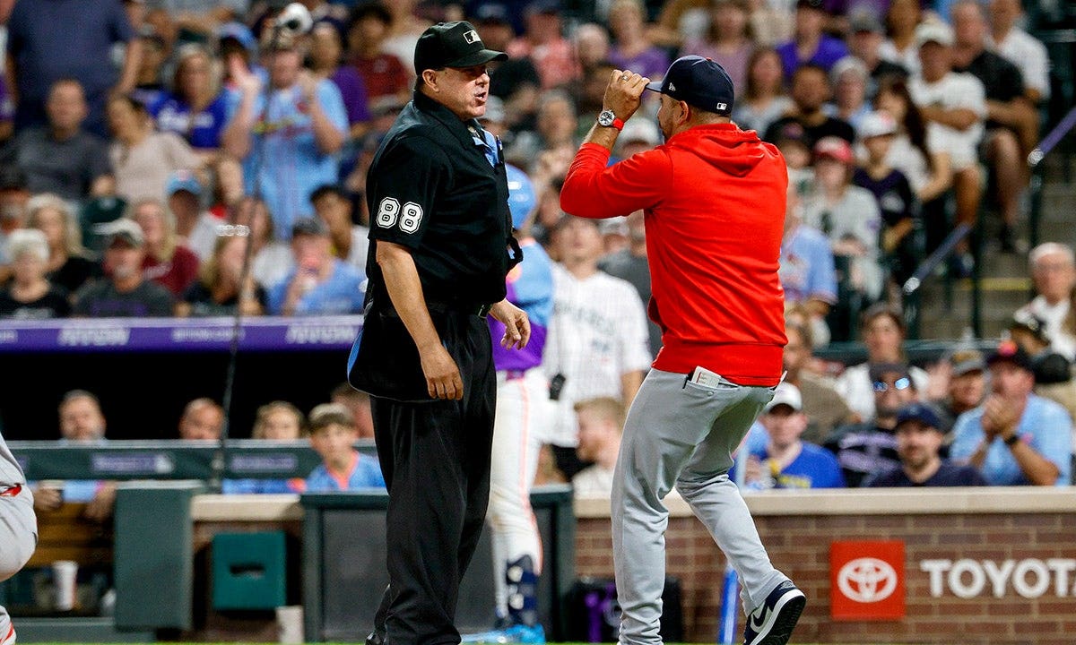 MLB tells umpire Doug Eddings he made a mistake in demanding Cardinals pitcher straighten his hat