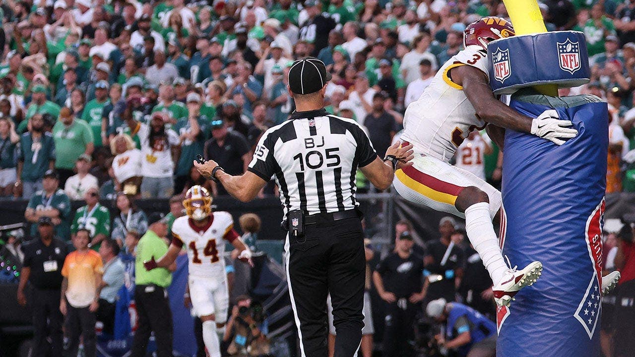 Stefon Diggs guilty of NFL’s dumbest move of Week 1 and it may have decided Commanders loss to Eagles Stefon Diggs guilty of NFL’s dumbest move of Week 1 and it may have decided Commanders loss to Eagles