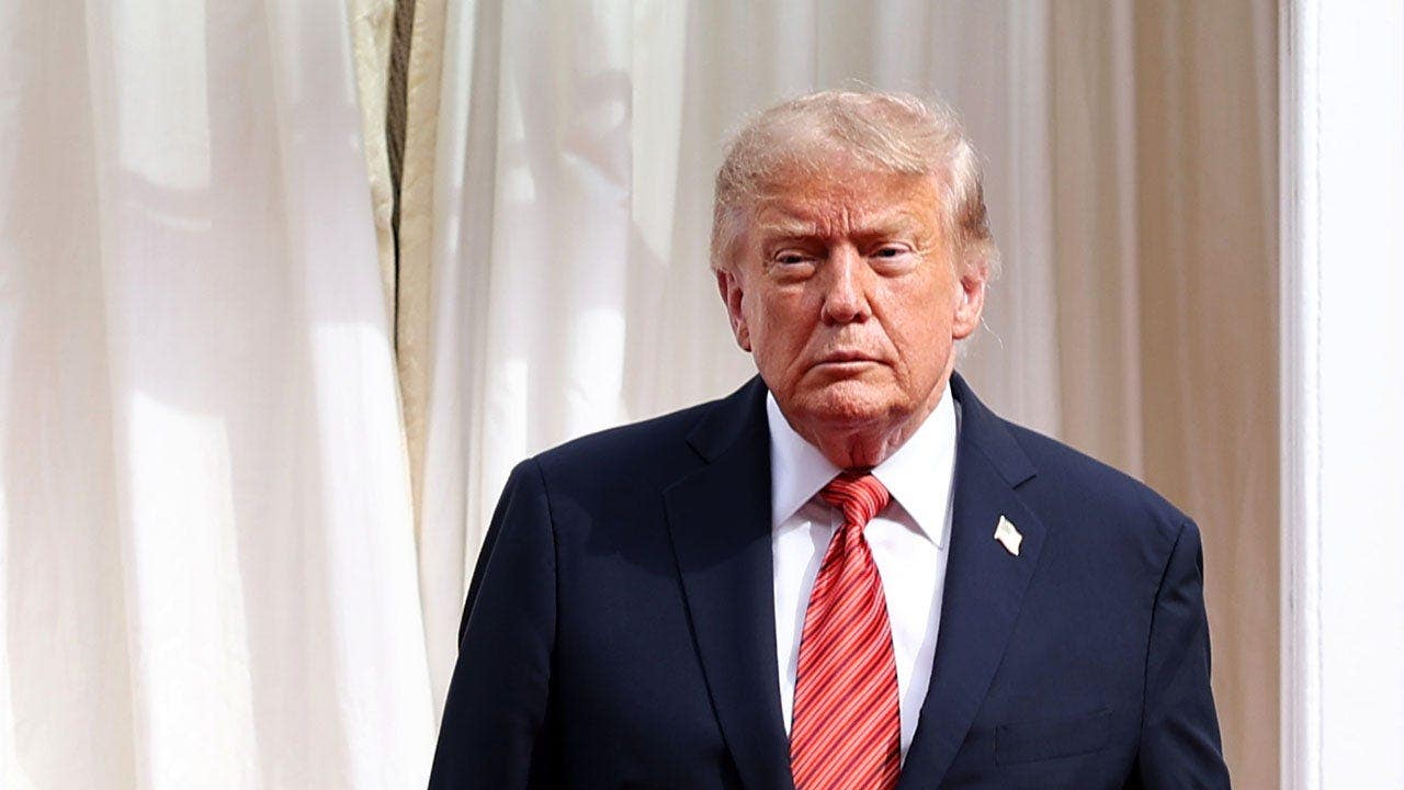 Trump Warns of Last Republican Presidency Trump Warns of Last Republican Presidency