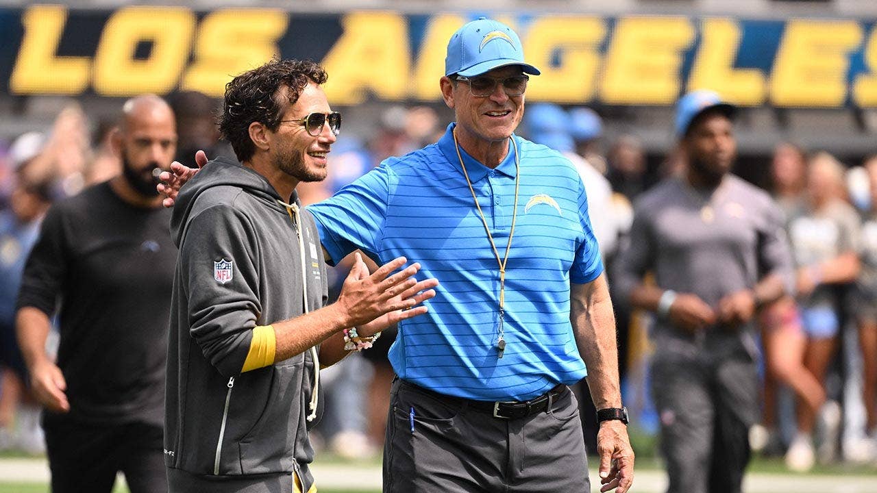 Chargers’ Jim Harbaugh says he is ‘very confident’ in Mike McDaniel despite winless 0-6 season start