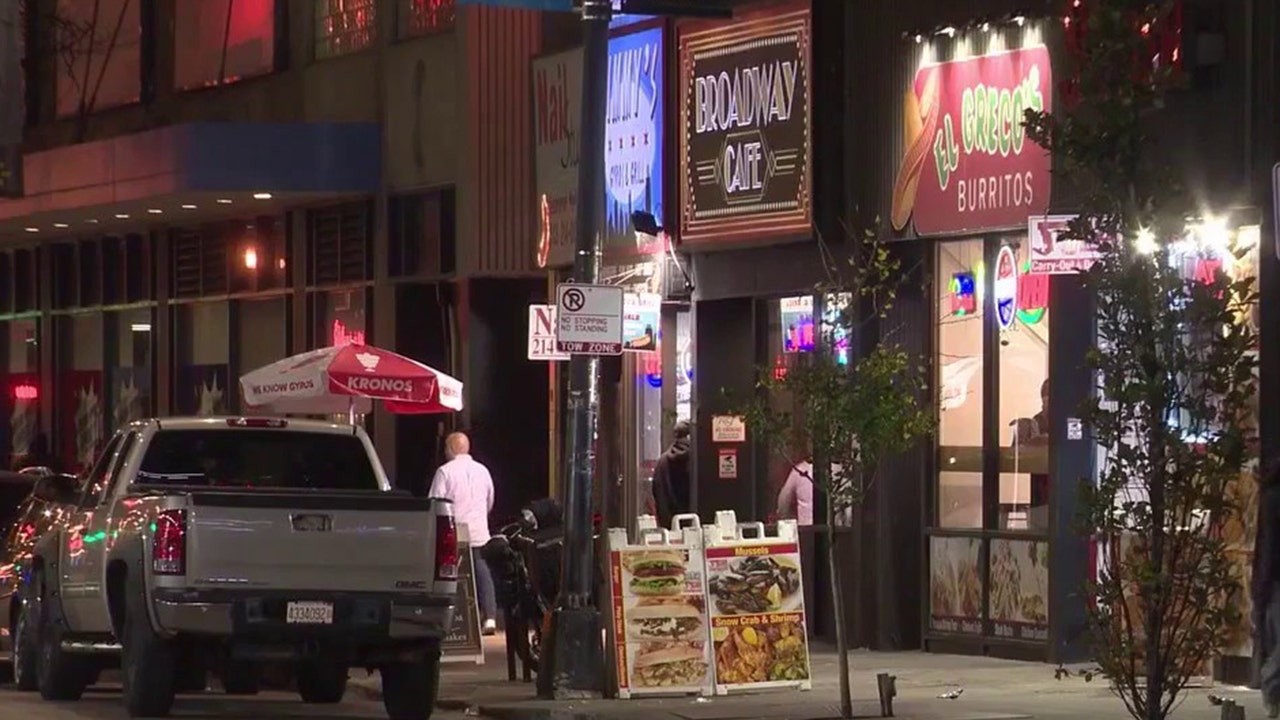 Chicago police warn of charity scam targeting cafe and bar diners
