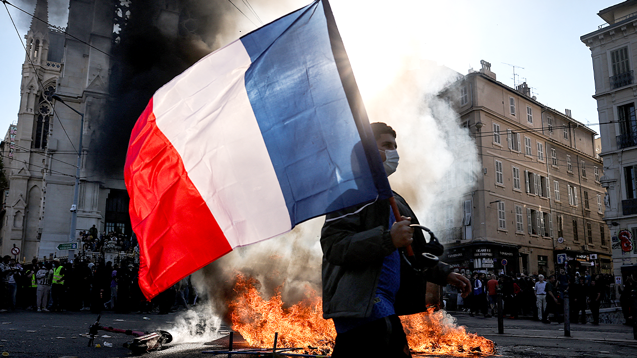French CEO warns 'purely chaotic' riots prove the country has reached the 'dead end of socialism'