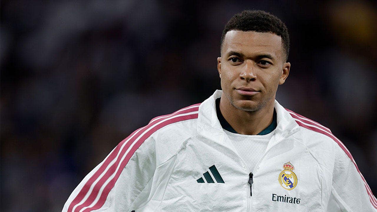 Kylian Mbappe predictably bends the knee after losing Chinese sponsors for laughing at meme of dictator Mao Kylian Mbappe predictably bends the knee after losing Chinese sponsors for laughing at meme of dictator Mao
