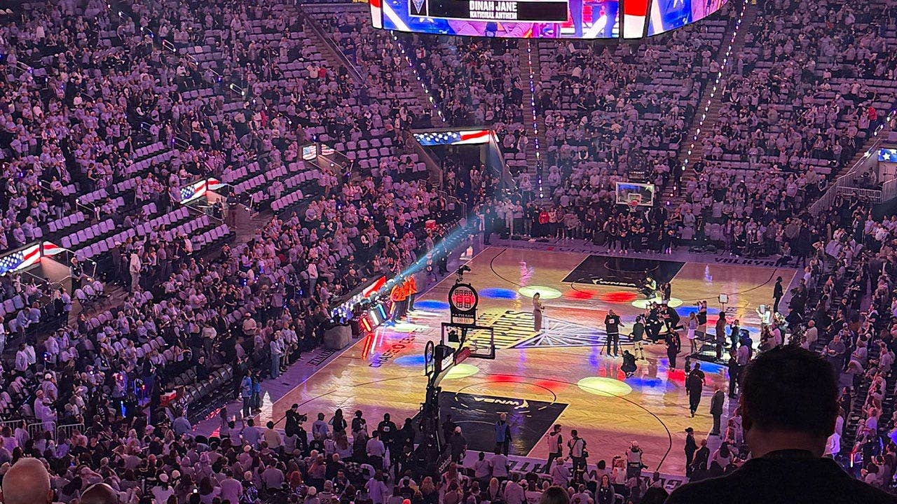 'Stand or hide in the tunnel' for the anthem, Valkyries WNBA fans show loyalty; ready for early Finals Game 6